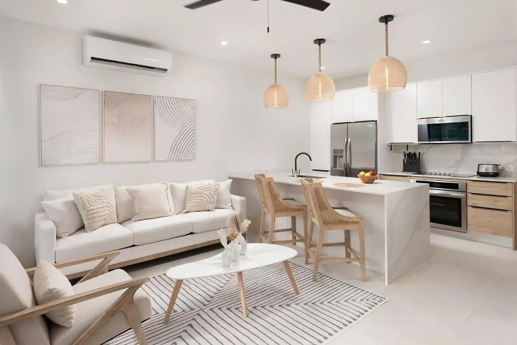 Porters 2 Bed Townhome Azzurro - Walk To Beach Saint James
